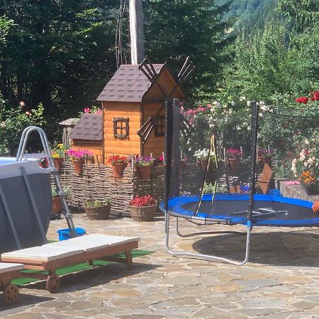 Villa Світанкове Сяйво Yaremche Exterior foto